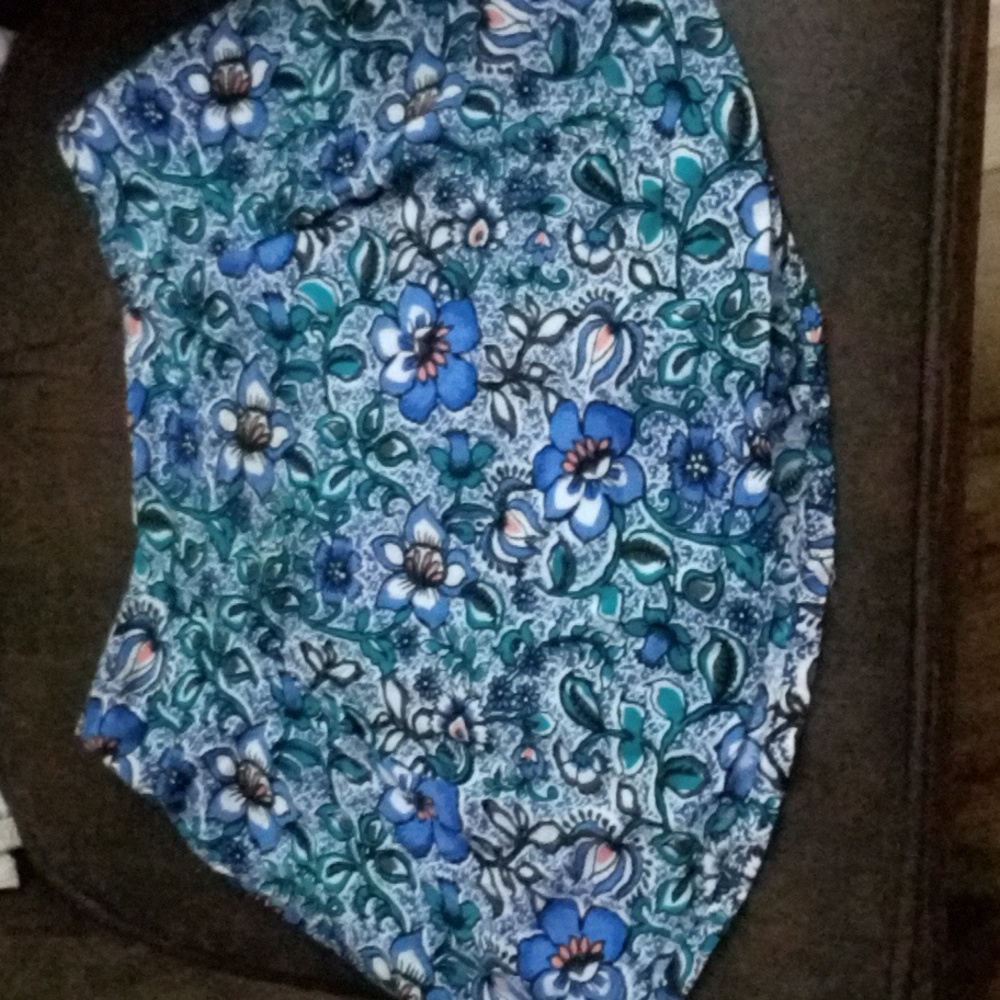 Floral Skort Size XS Express